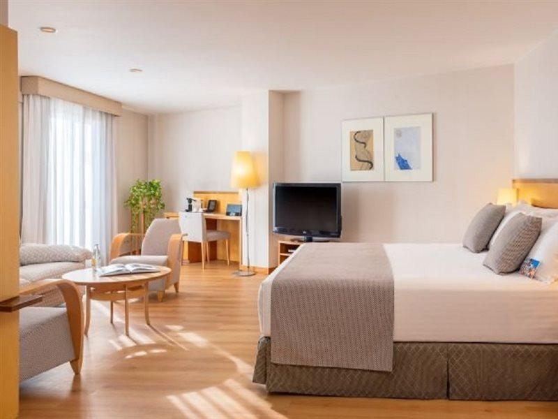 Hotel Castellon Center Affiliated By Melia Кастельйон-де-ла-Плана Екстер'єр фото