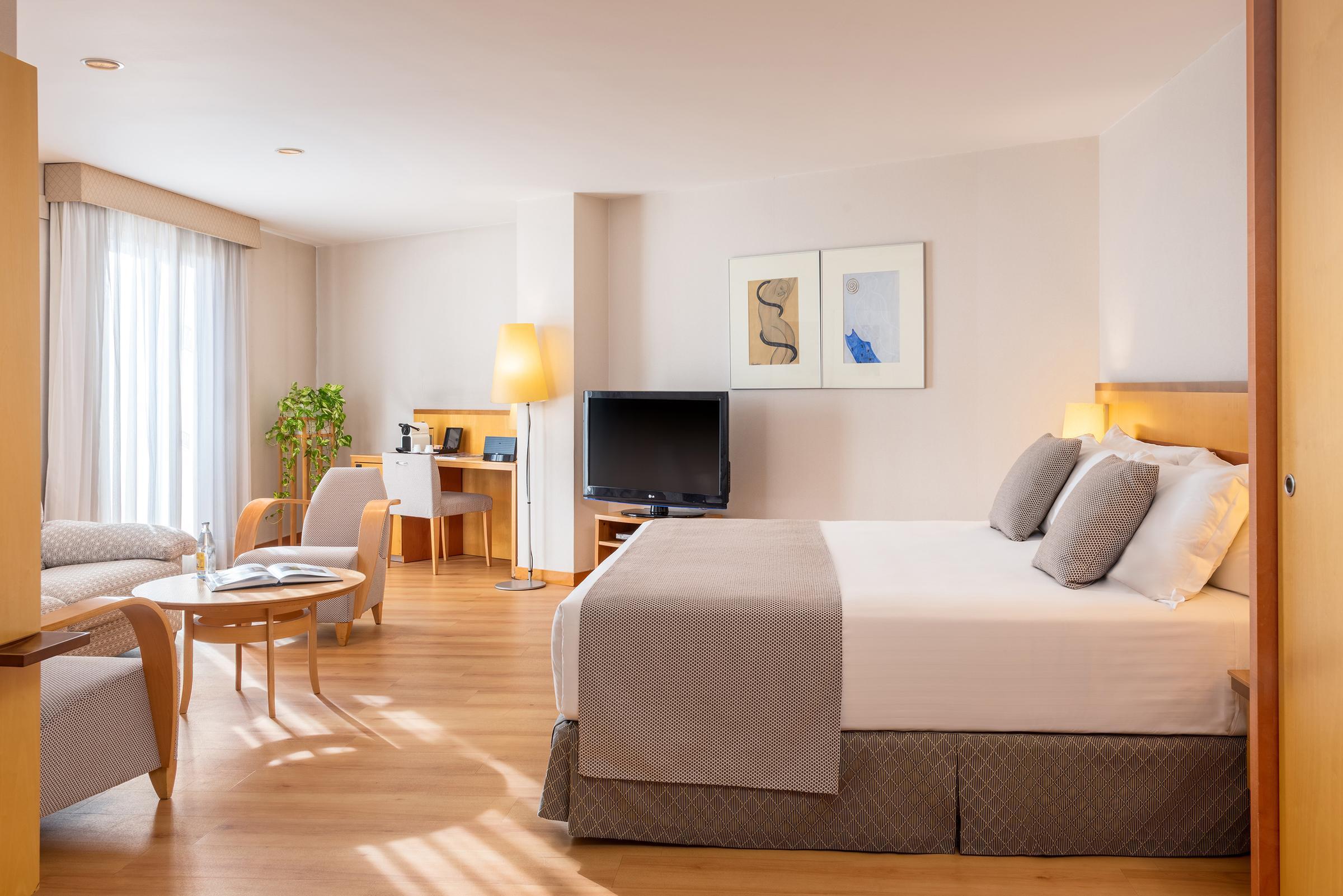 Hotel Castellon Center Affiliated By Melia Кастельйон-де-ла-Плана Екстер'єр фото