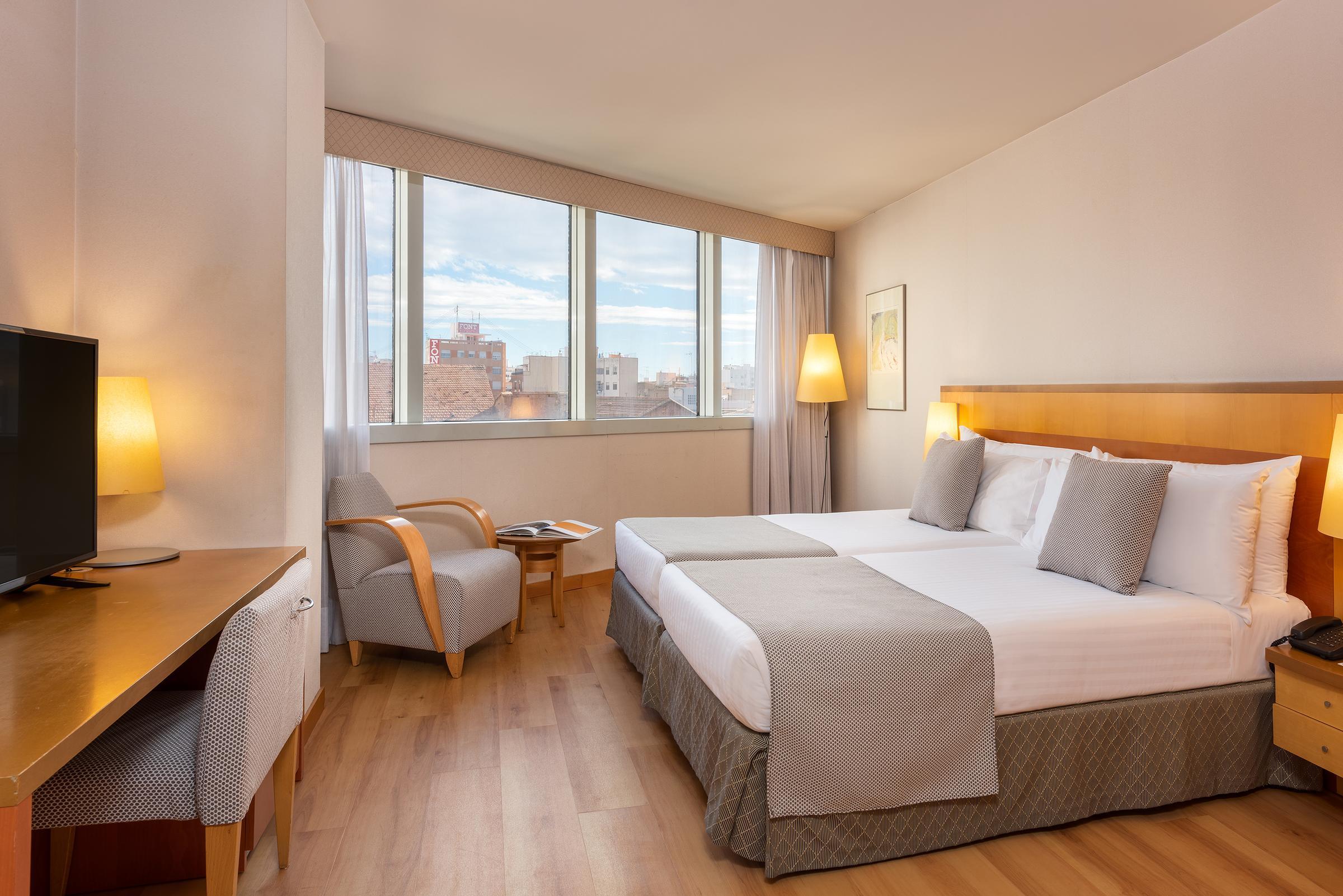 Hotel Castellon Center Affiliated By Melia Кастельйон-де-ла-Плана Екстер'єр фото